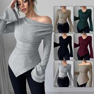 Blouse Off Shoulder - เสื้อผู้หญิงแขนยาว สีพื้น เสื้อแขนยาวคอวี ผ้าถัก คอวี แขนระบายชายเสื้อไม่สมมาตร