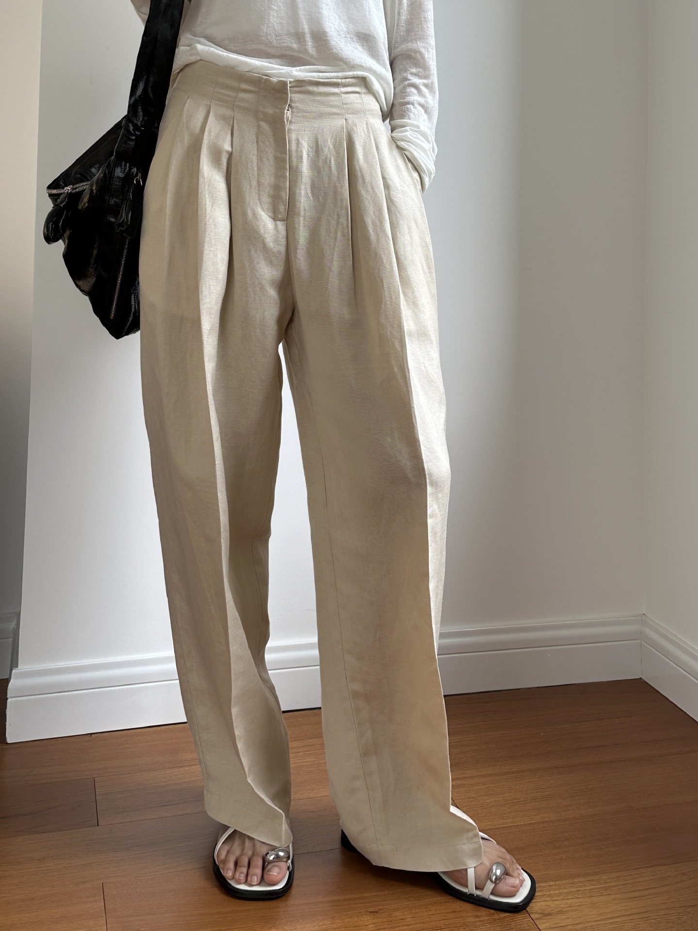 Linen Pant Wide - กางเกงขายาวผ้าลินินทรงหลวมแบบจีบ เอวสูง ทรงตรง สำหรับผู้หญิง ผ้าผสมคอตตอน บางเบา