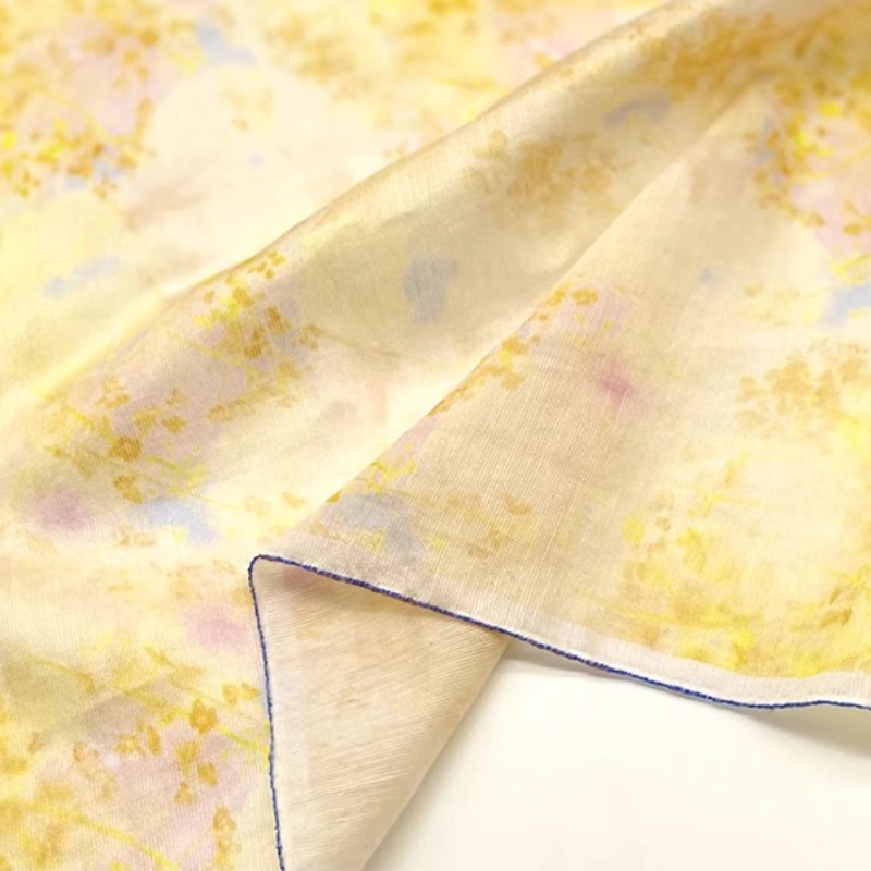 ผ้าไหมรามีพิมพ์ลายดอกไม้ไล่เฉด - Kimono Sheer Floral บทวิจารณ์และราคา