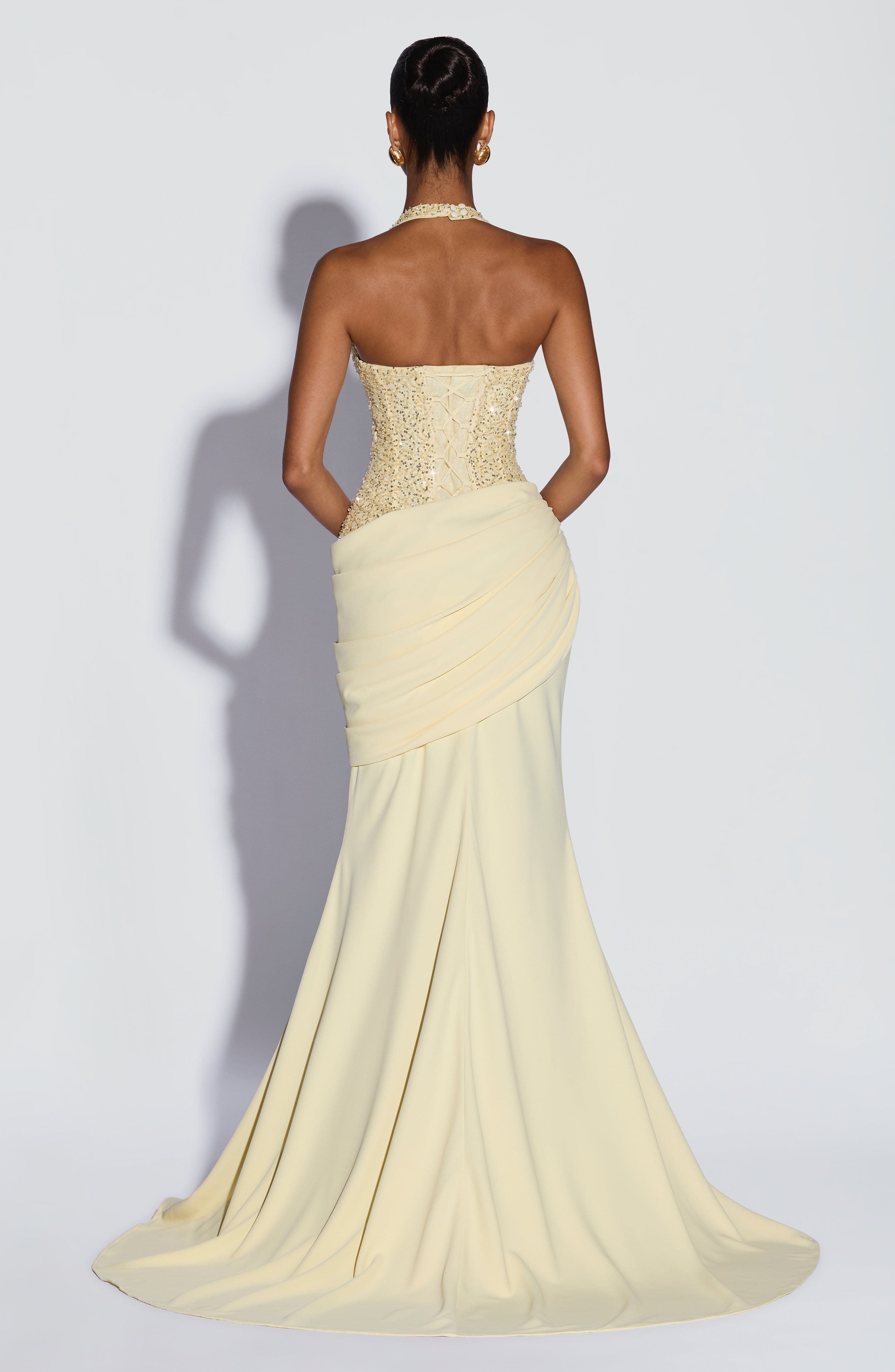 ชุดเดรสยาวหรูหราแบบคอวีประดับเ - Maxi Dress Halter บทวิจารณ์และราคา