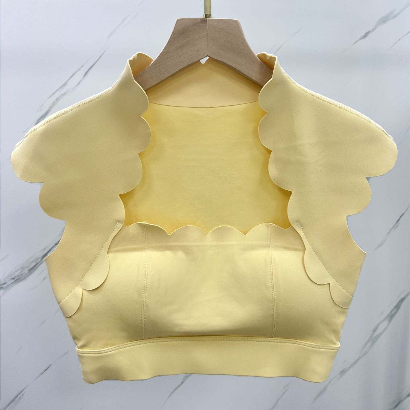 เสื้อกีฬาผู้หญิงแบบเวฟ แพด วอย - Crop Top Crochet บทวิจารณ์และราคา