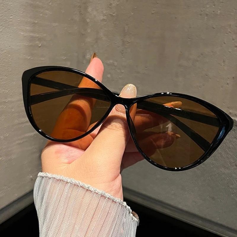 แว่นกันแดดทรงแคทอายสไตล์เรโทร  - Sunglasses Cat Eye บทวิจารณ์และราคา